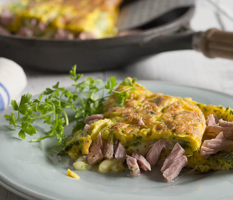 Thin Omelette with Tuna, Spring Onions and Mozzarella