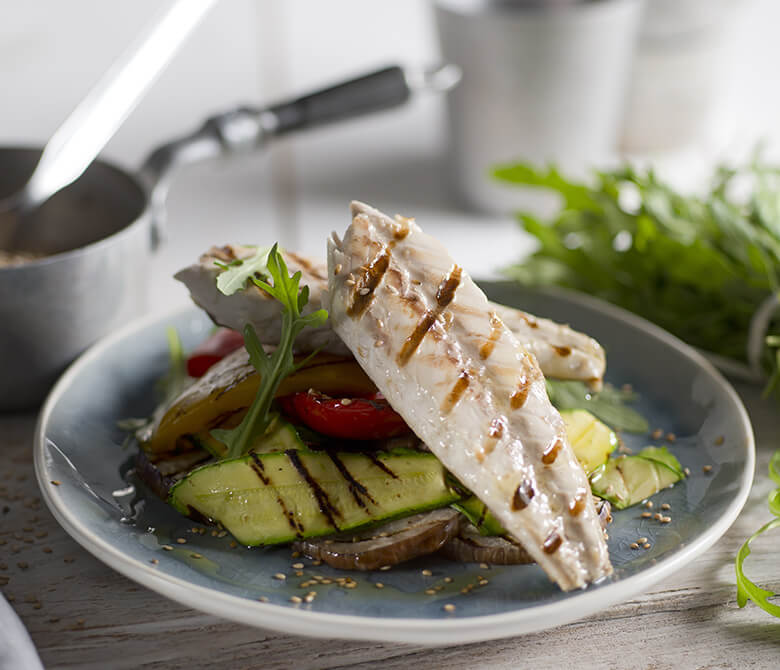 Grilled Mackerels with Zucchini, Pepper and Rocket