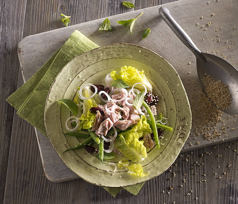 Tuna with Green Beans, Kidney Beans and Mint