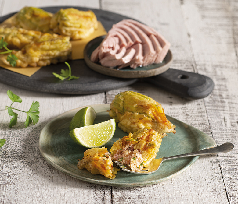 Zucchini flowers stuffed with tuna and ricotta