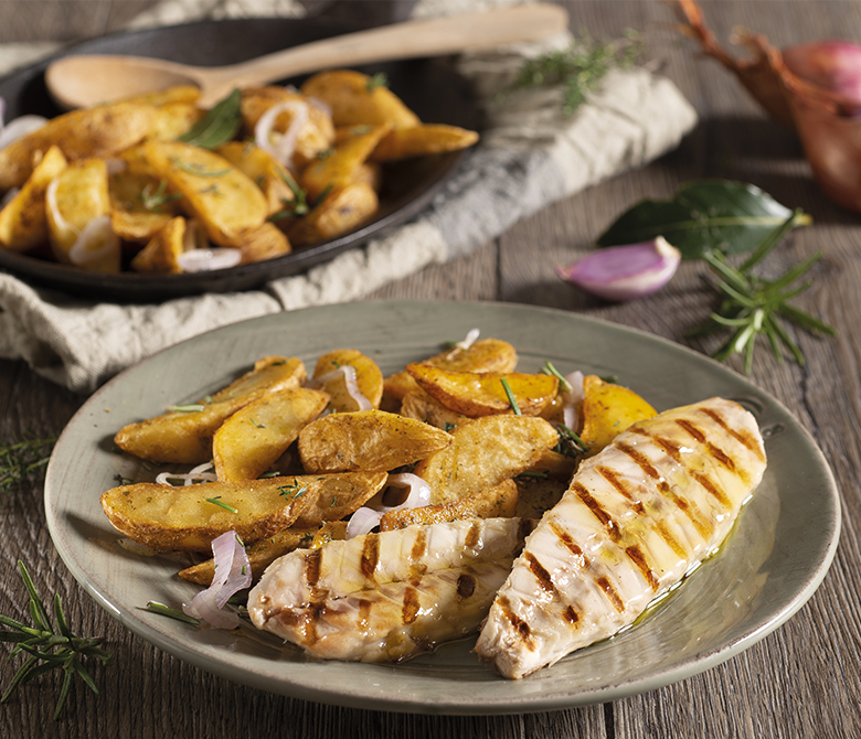 Filets de maquereaux avec pommes de terre croustillantes